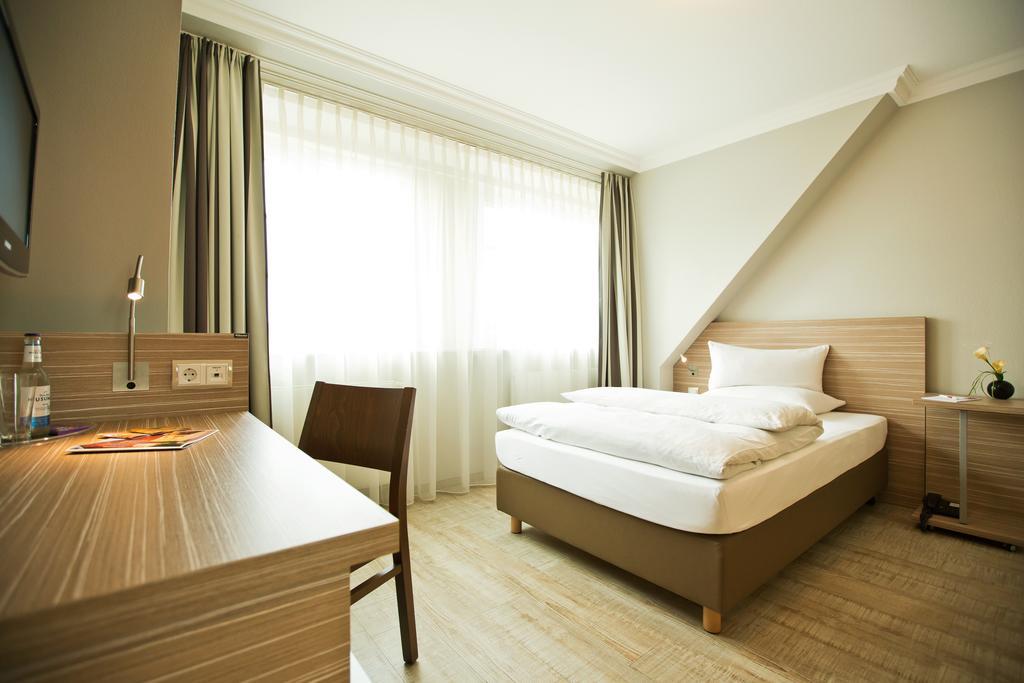 Boutiquehotel Myn Utspann ฮูซุม ภายนอก รูปภาพ
