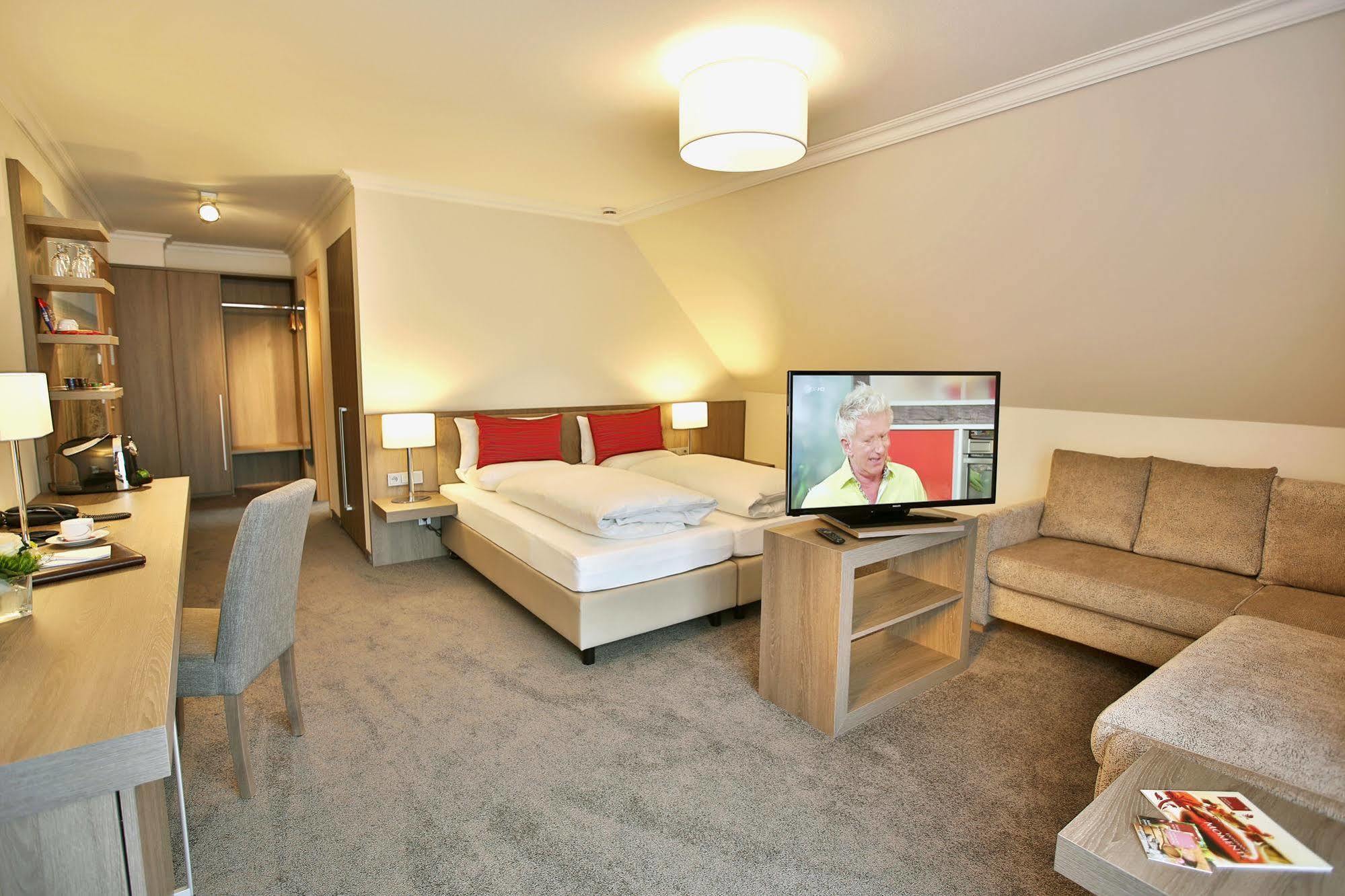 Boutiquehotel Myn Utspann ฮูซุม ภายนอก รูปภาพ